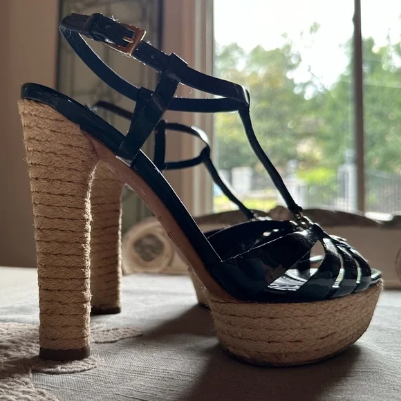 Christian Dior - Blue Patent Leather Platform Sandal withLogo